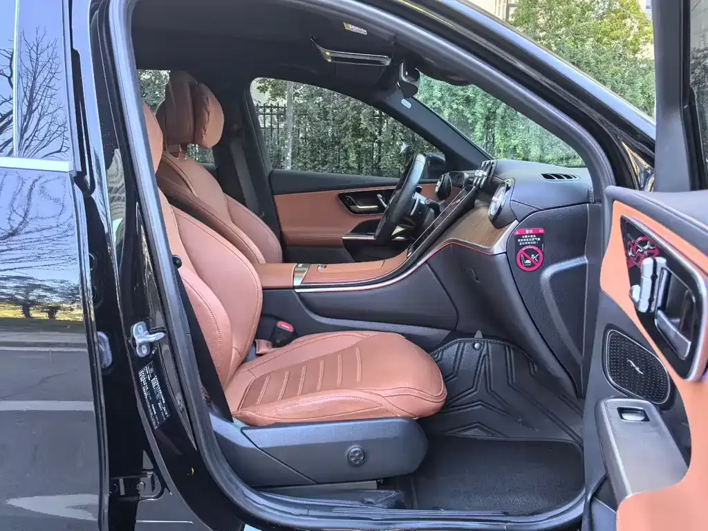Mercedes-Benz GLC 2024 из CN, фото 4