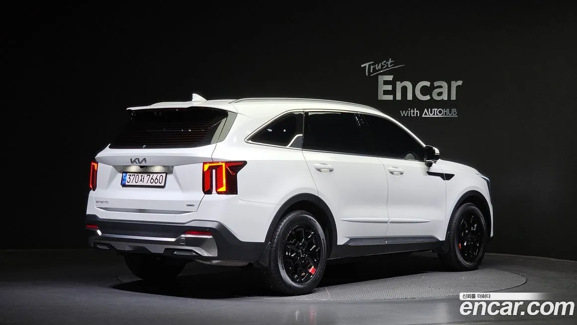 Kia Sorento 2024 из KR, фото 2