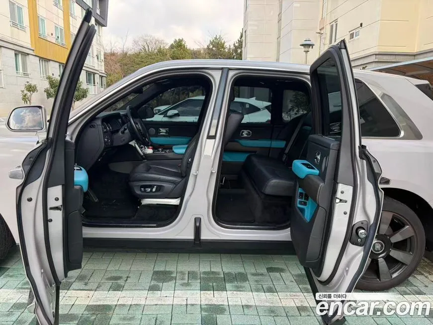 Rolls-Royce Cullinan 2022 из KR, фото 4