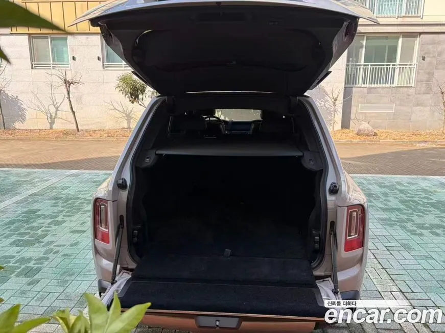 Rolls-Royce Cullinan 2022 из KR, фото 8