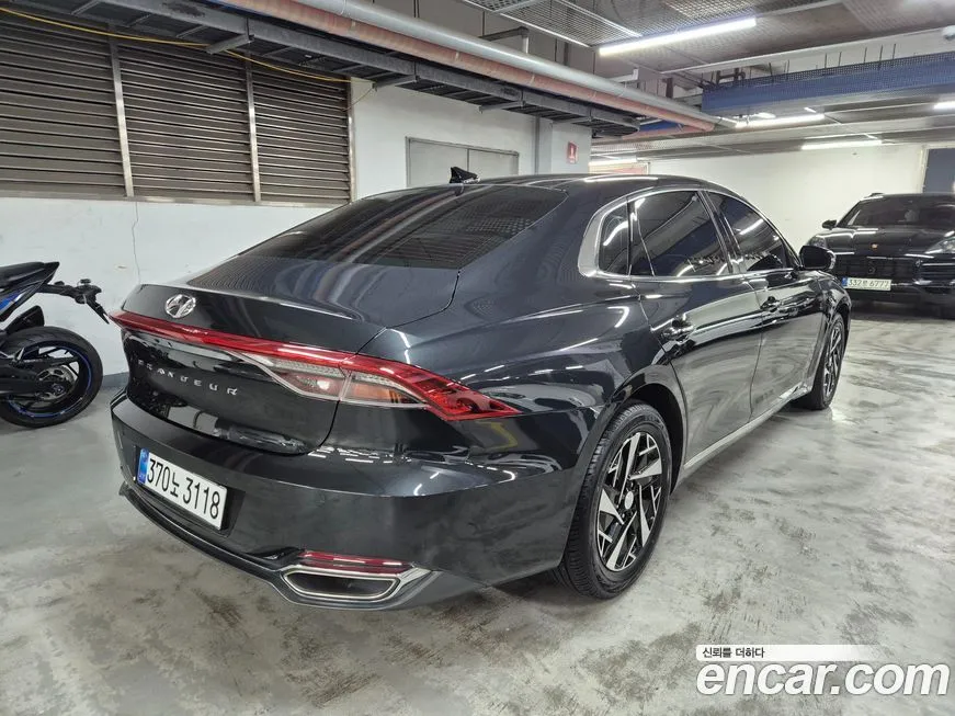Hyundai Grandeur 2022 из KR, фото 4