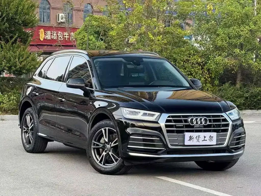 Audi Q5L — фото 2