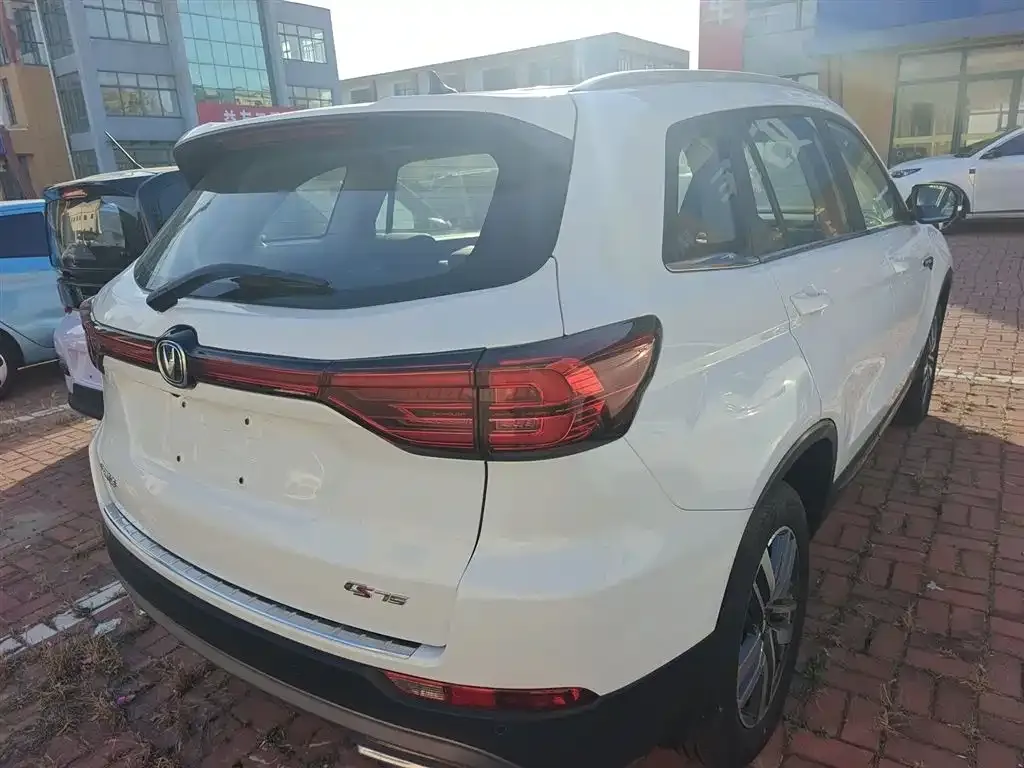 Changan CS75 2025 из CN, фото 7