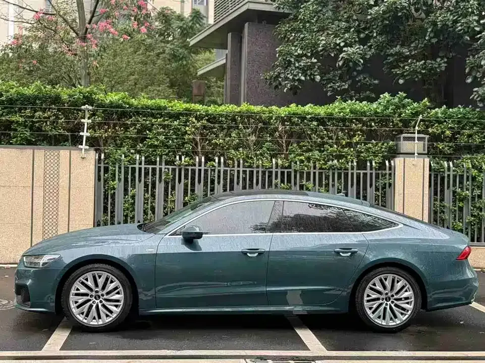 Audi A7 — фото 2