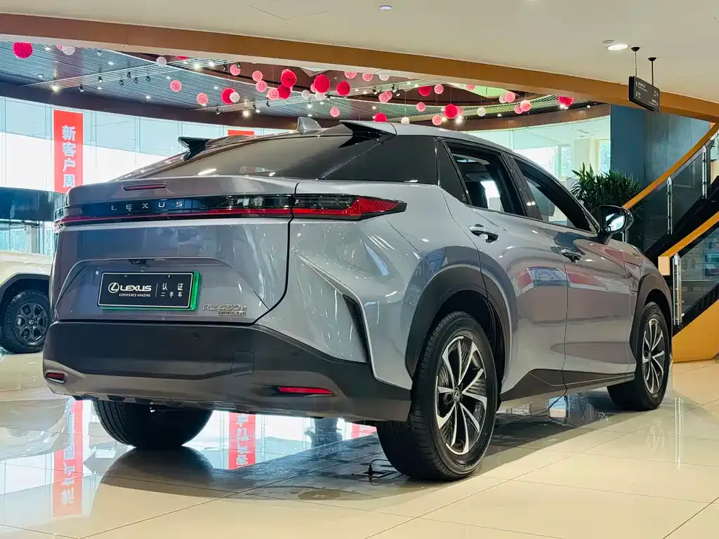 Lexus RZ 2023 из CN, фото 2