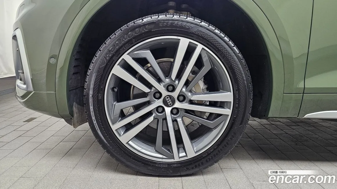 Audi Q5 2022 из KR, фото 5