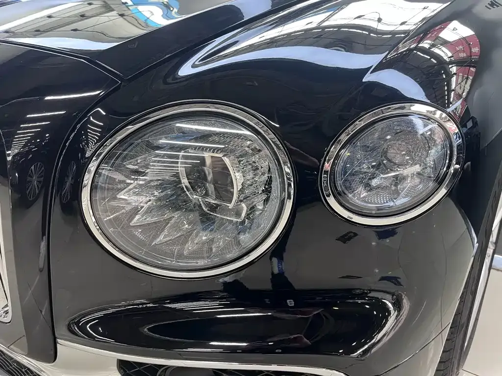 Bentley Flying Spur 2021 из CN, фото 3