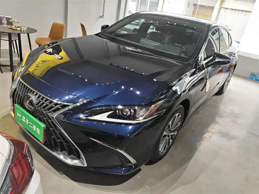 Lexus ES 2021 из CN, фото 2