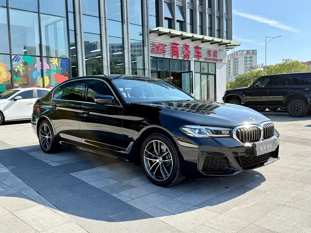 BMW 5 Series — фото 2