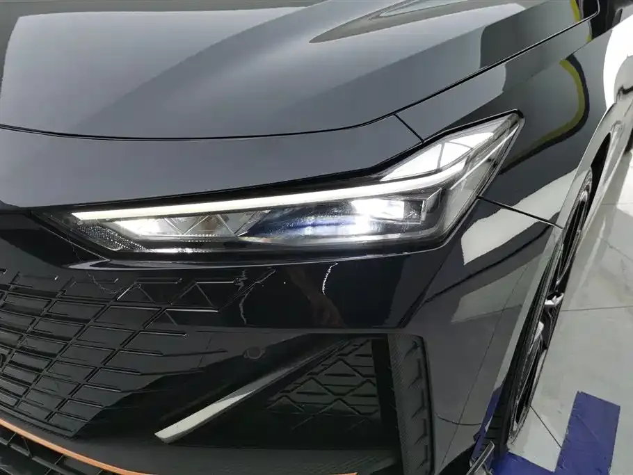 Changan UNI-V 2023 из CN, фото 5
