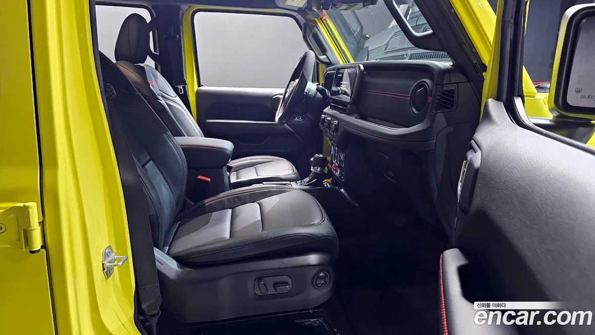 Jeep Wrangler 2024 из KR, фото 10