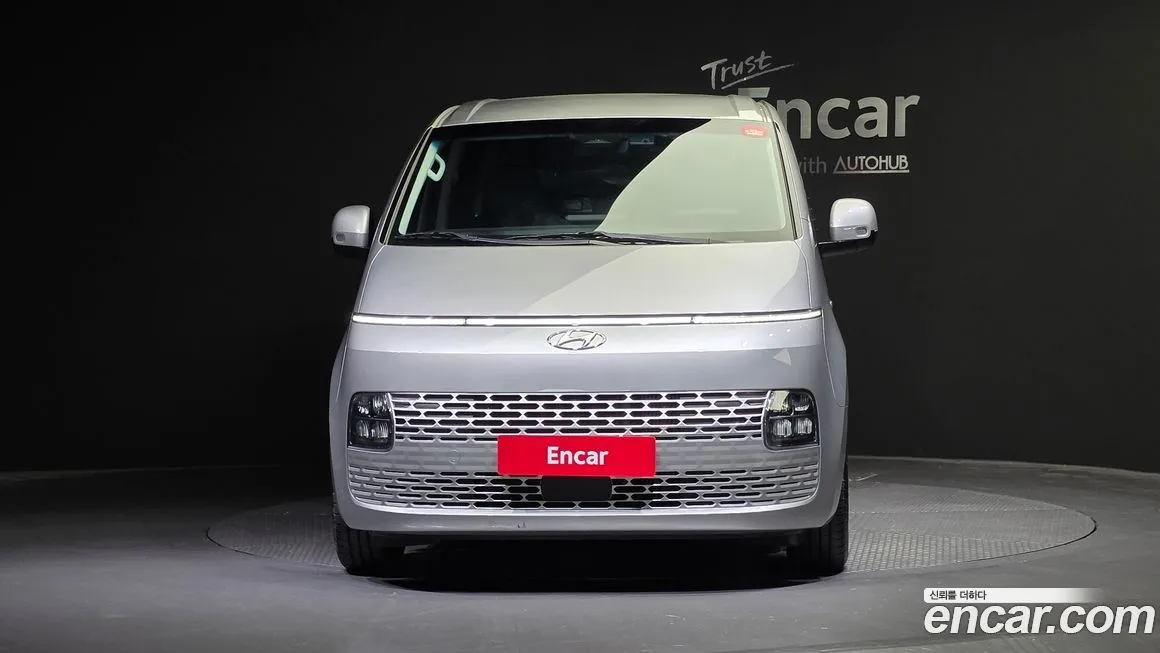 Hyundai Staria 2023 из KR, фото 3