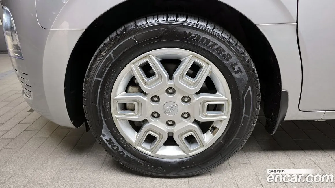 Hyundai Staria 2023 из KR, фото 5