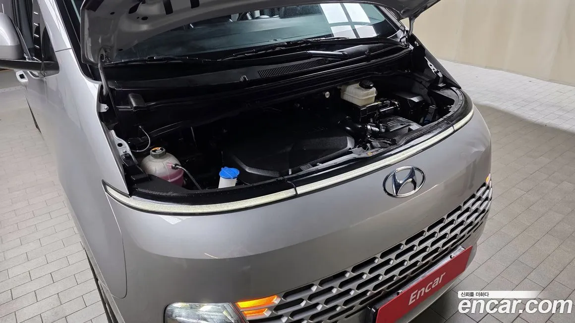 Hyundai Staria 2023 из KR, фото 6