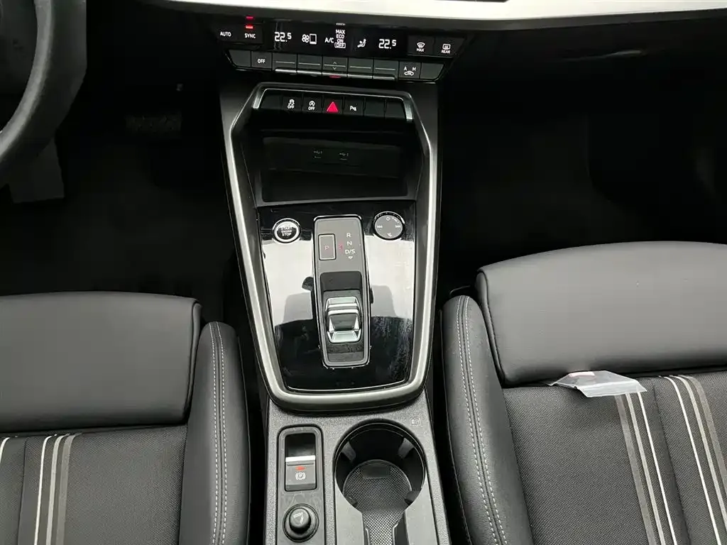Audi A3 — фото 5