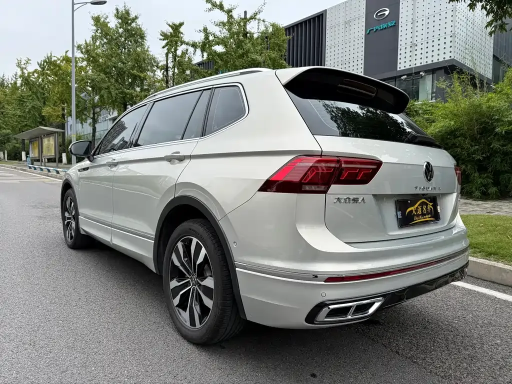 Volkswagen Tiguan L 2023 из CN, фото 6