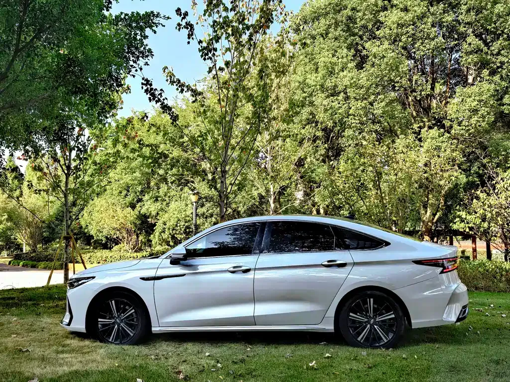Chery Arrizo 8 2023 из CN, фото 7