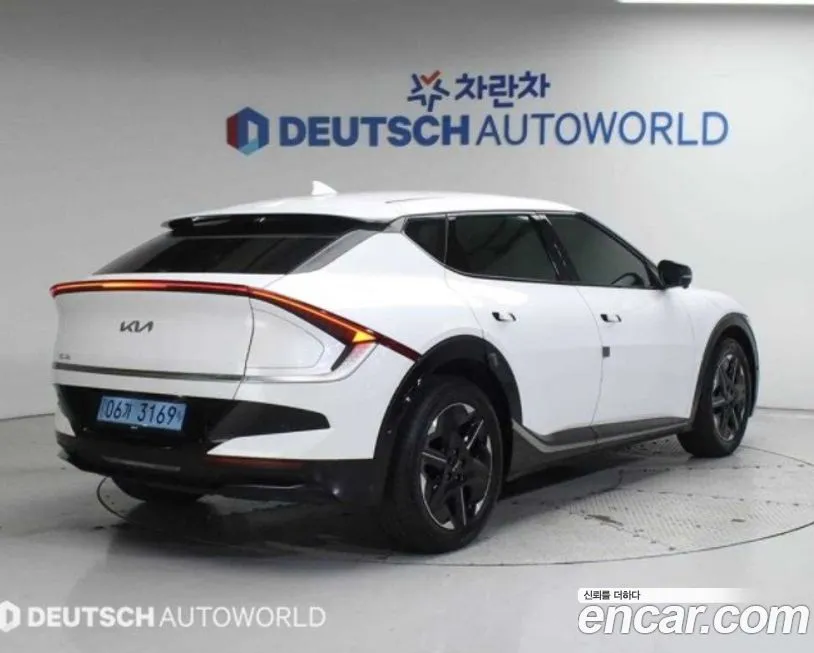 Kia EV6 — фото 2