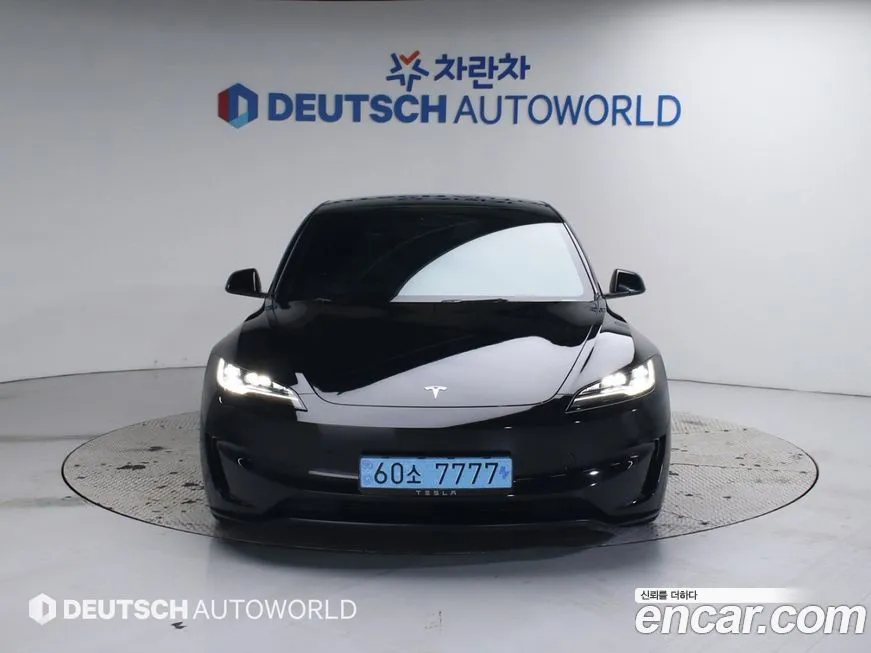 Tesla Model 3 2024 из KR, фото 3