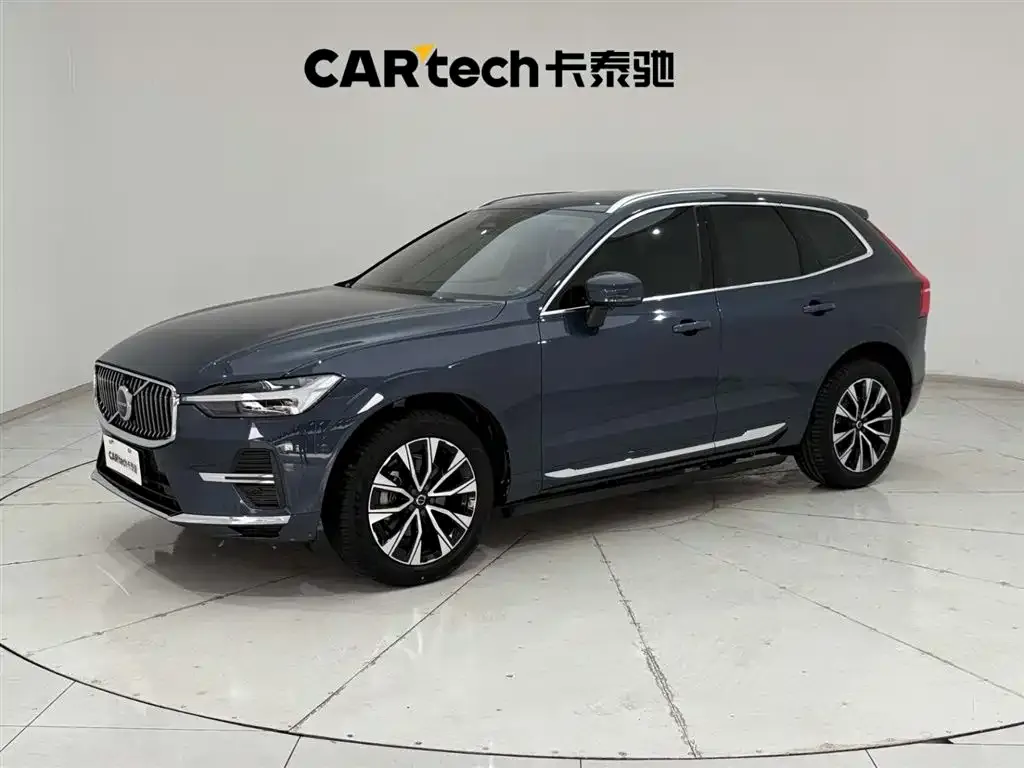 Volvo XC60 2022 из CN, фото 1