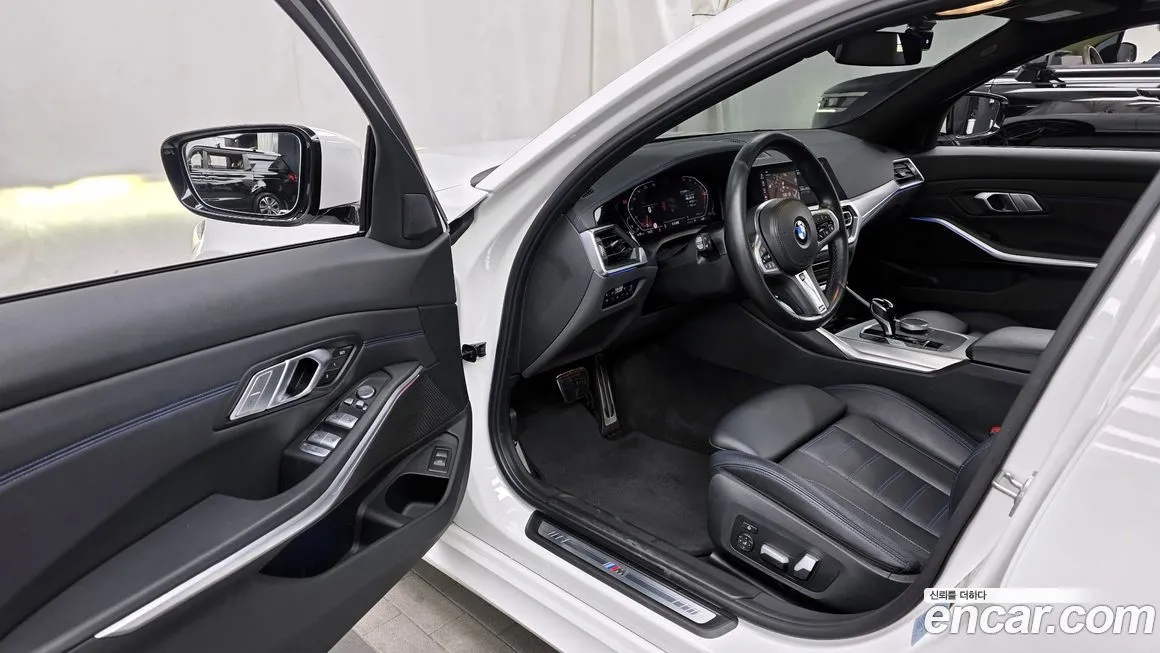 BMW 3-Series 2022 из KR, фото 10