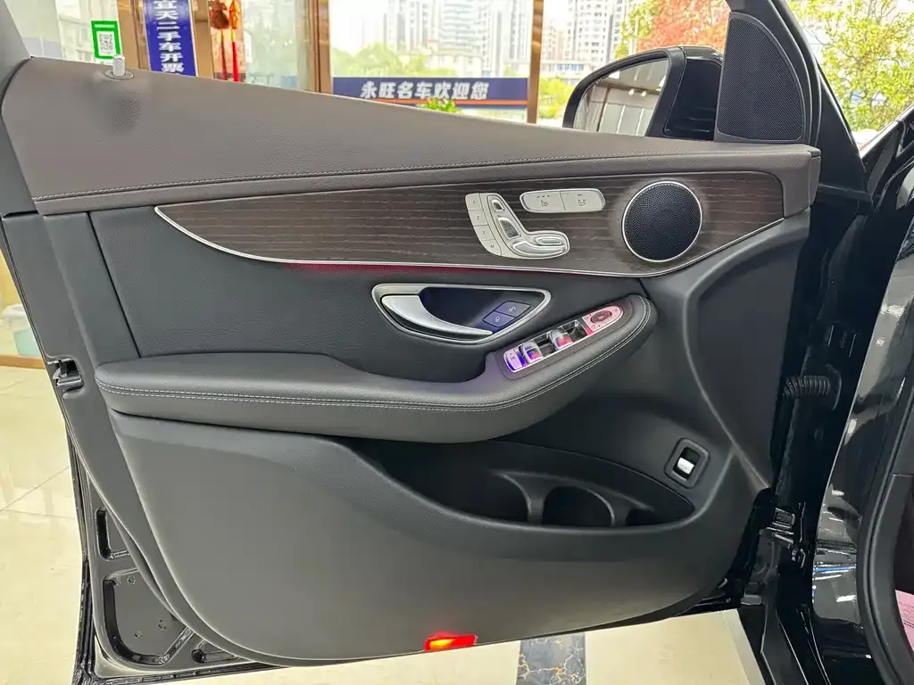 Mercedes-Benz GLC 2023 из CN, фото 4
