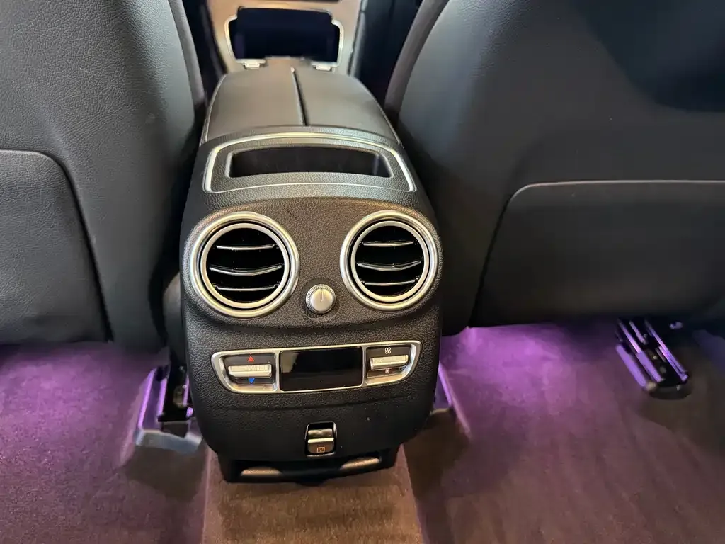 Mercedes-Benz GLC 2023 из CN, фото 8