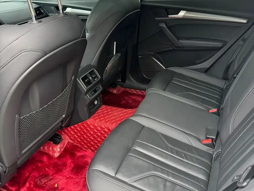 Audi Q5L 2022 из CN, фото 8