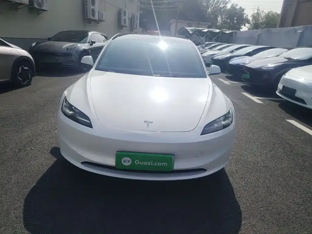 Tesla Model 3 2024 из CN, фото 3