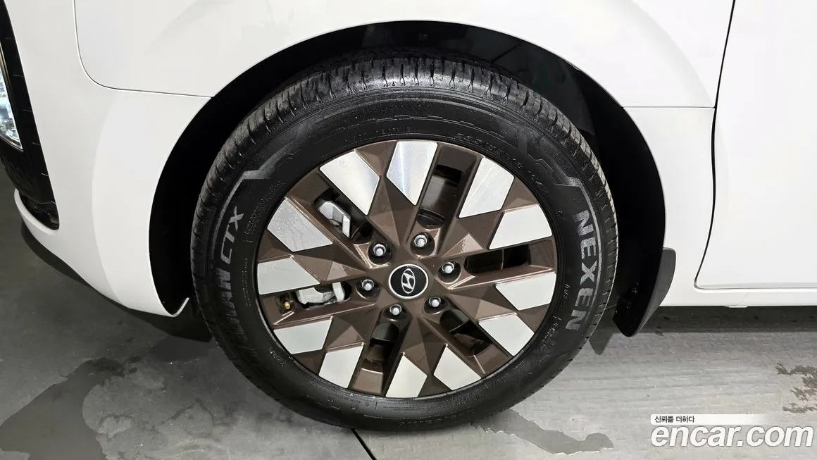 Hyundai Staria 2024 из KR, фото 5