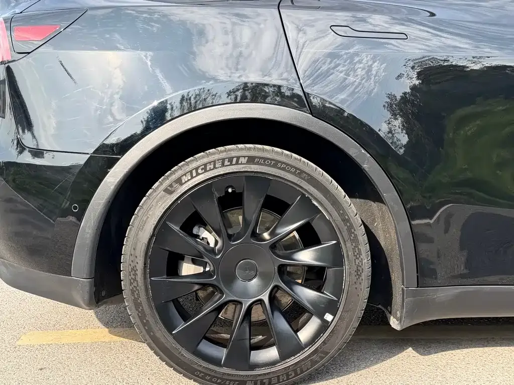 Tesla Model Y 2023 из CN, фото 7