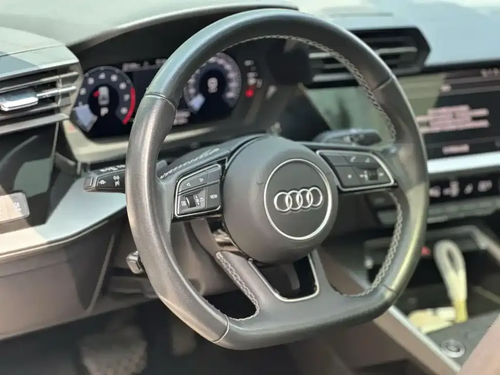 Audi A3 2023 из CN, фото 4