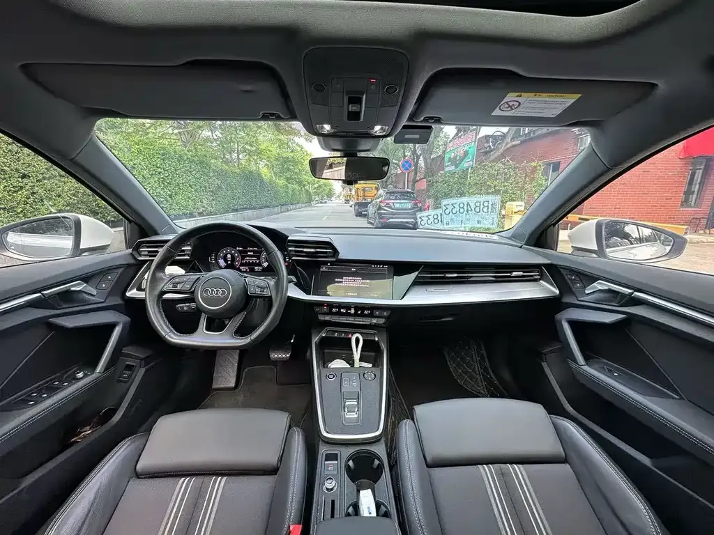 Audi A3 2023 из CN, фото 5
