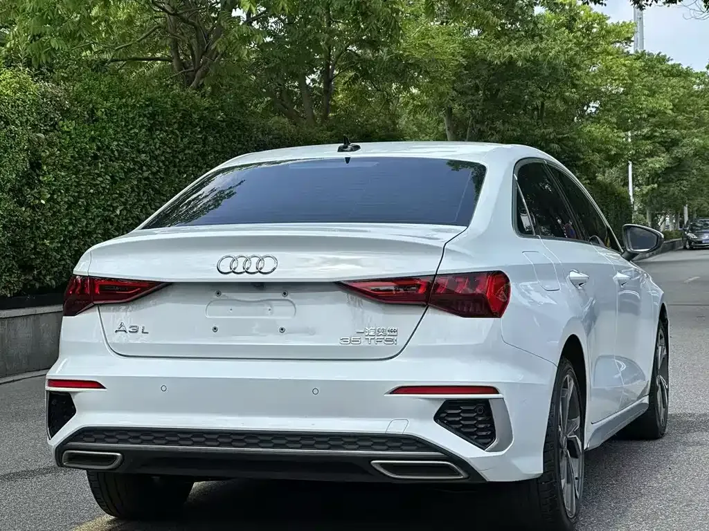 Audi A3 2023 из CN, фото 9