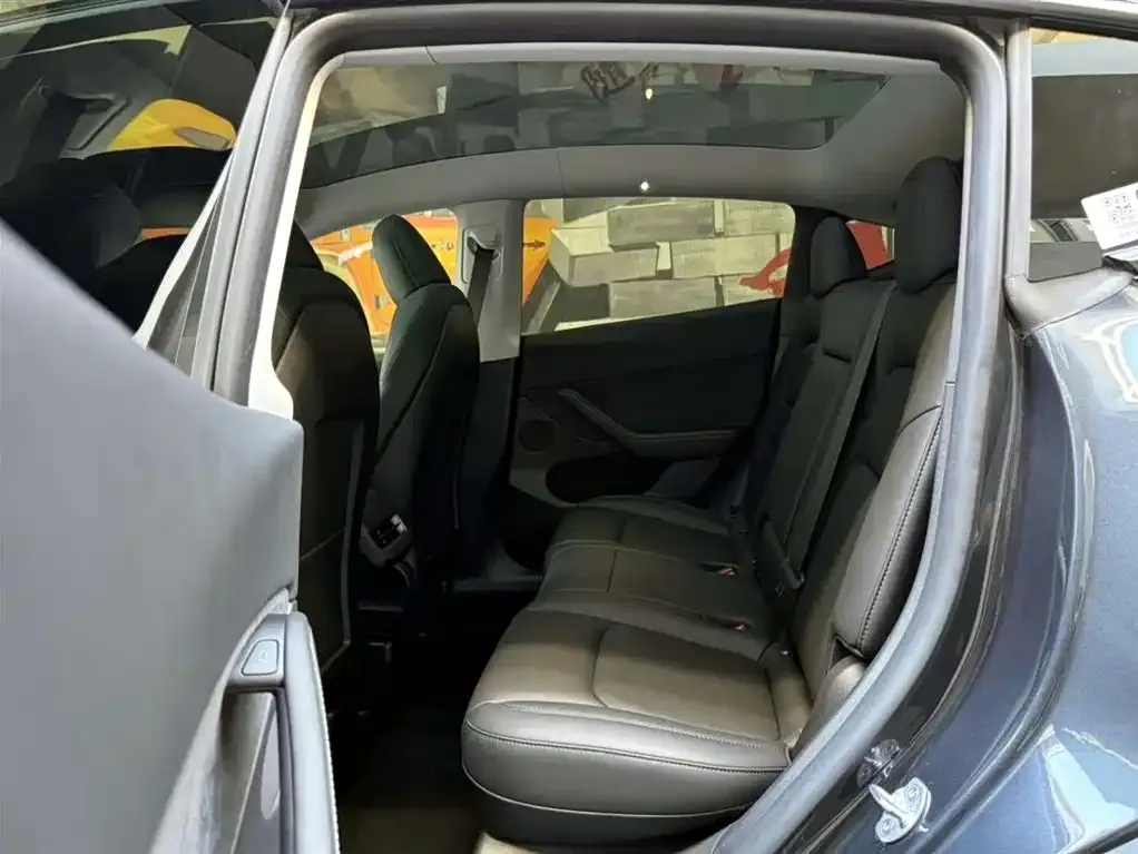 Tesla Model Y 2024 из CN, фото 10