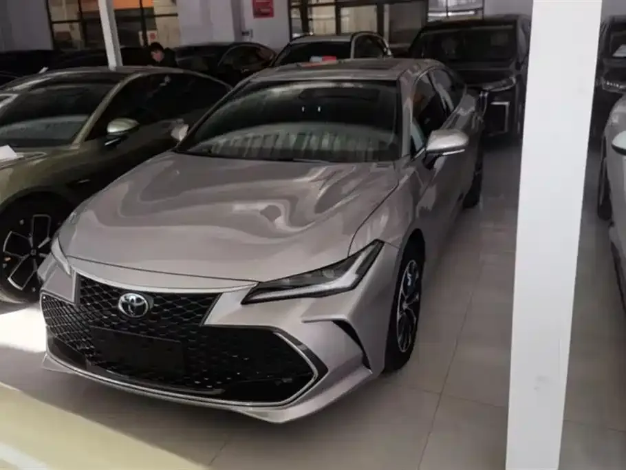 Toyota Avalon 2023 из CN, фото 2