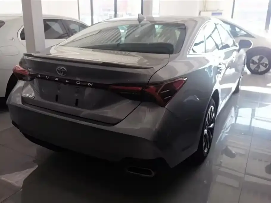 Toyota Avalon 2023 из CN, фото 3