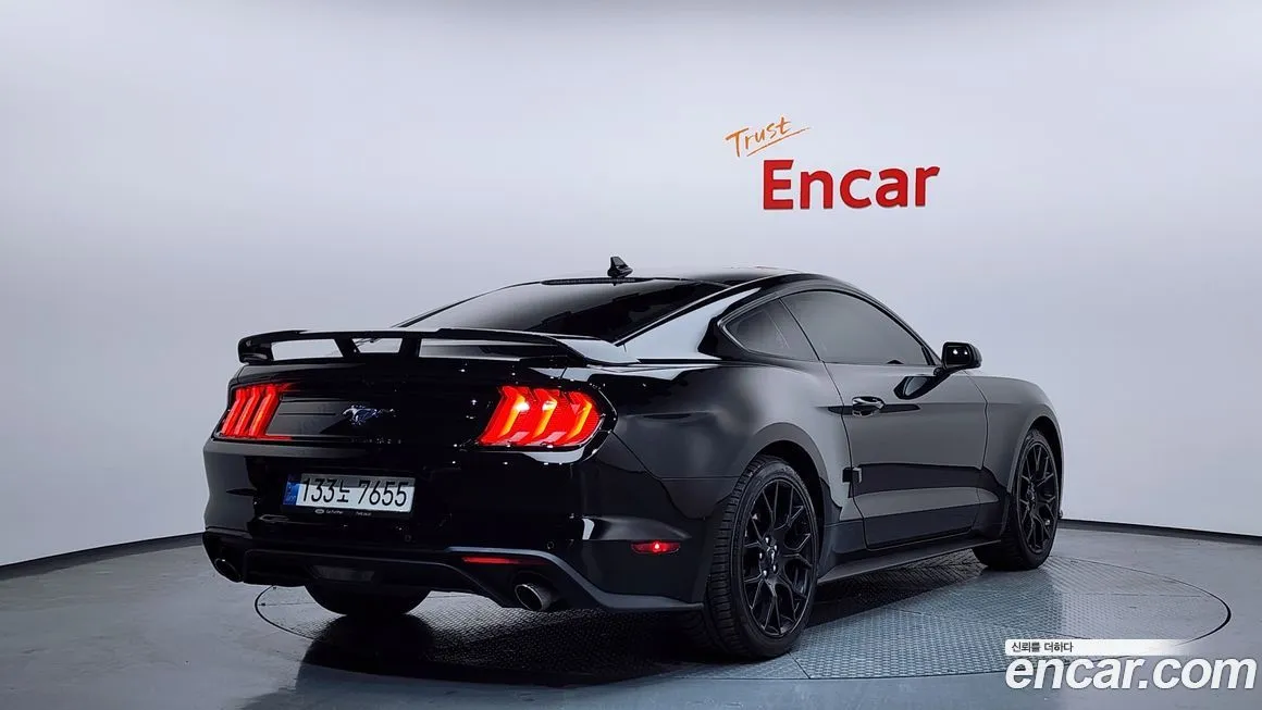 Ford Mustang 2022 из KR, фото 2