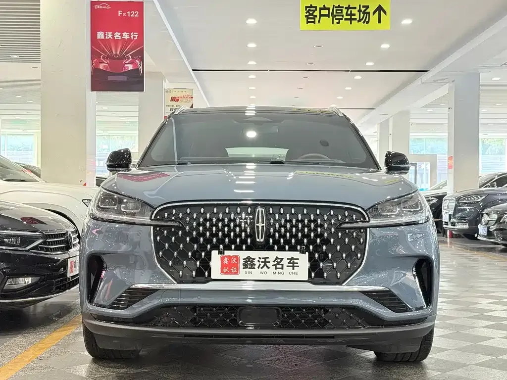 Lincoln Aviator 2024 из CN, фото 2