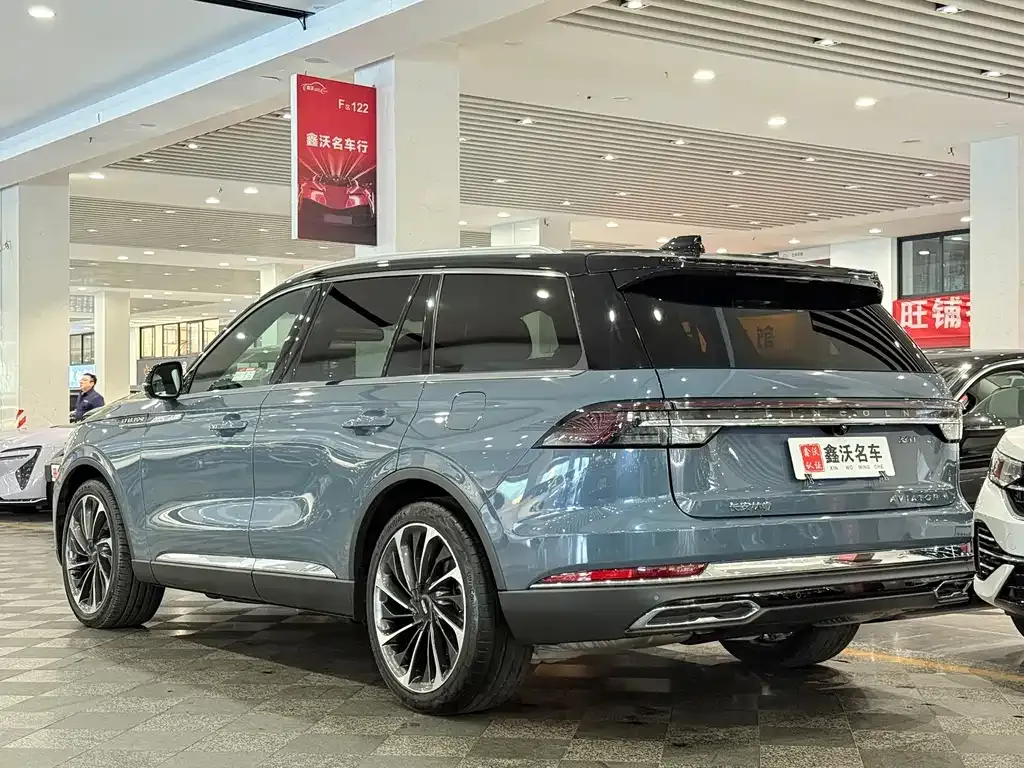 Lincoln Aviator 2024 из CN, фото 5
