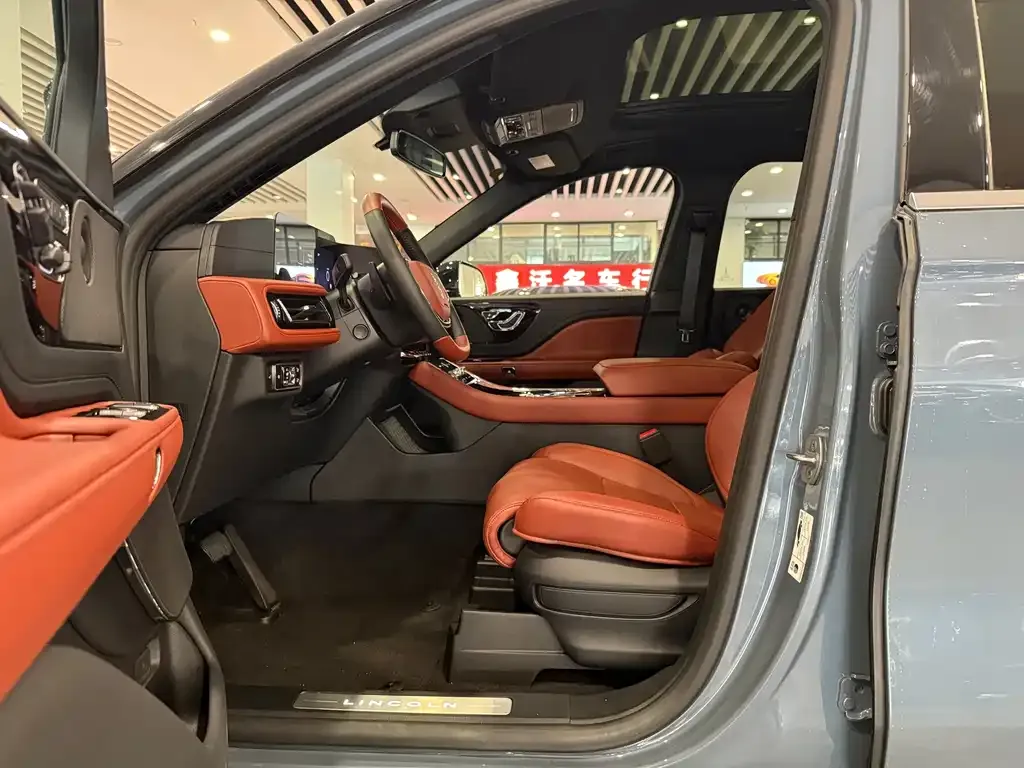 Lincoln Aviator 2024 из CN, фото 6