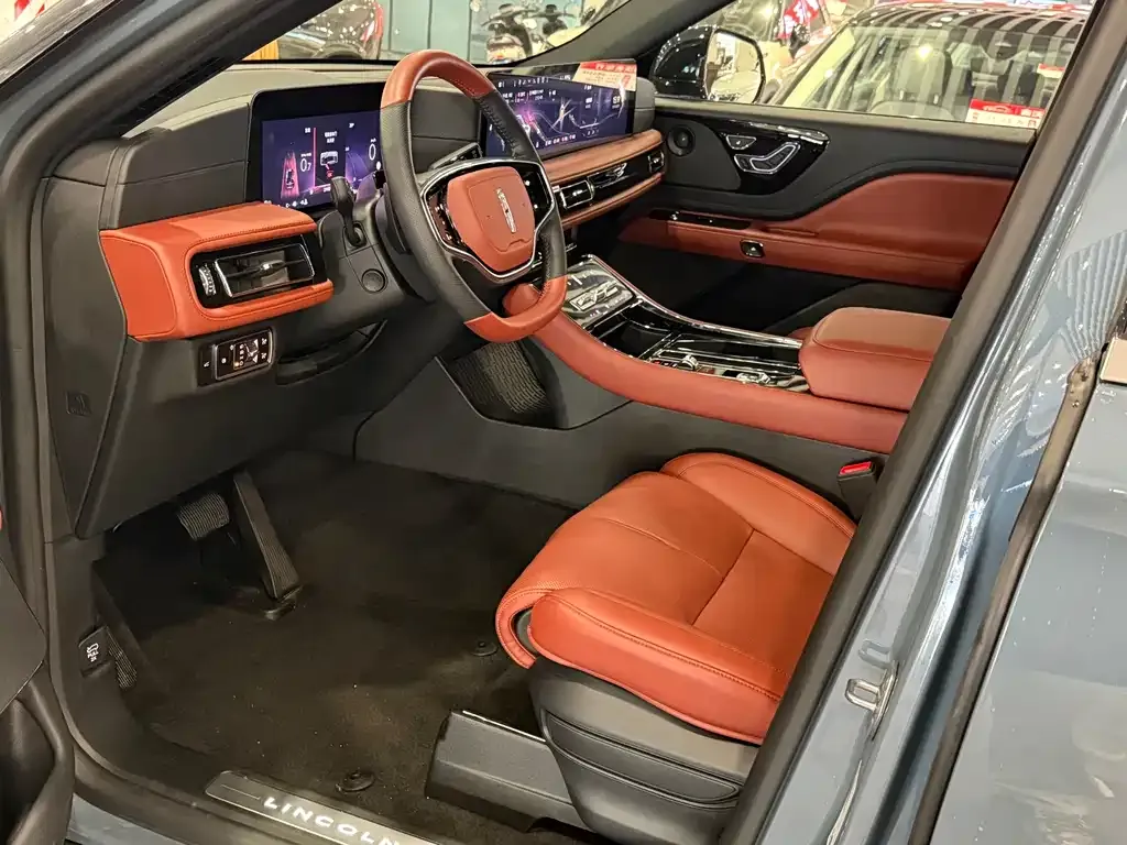 Lincoln Aviator 2024 из CN, фото 8