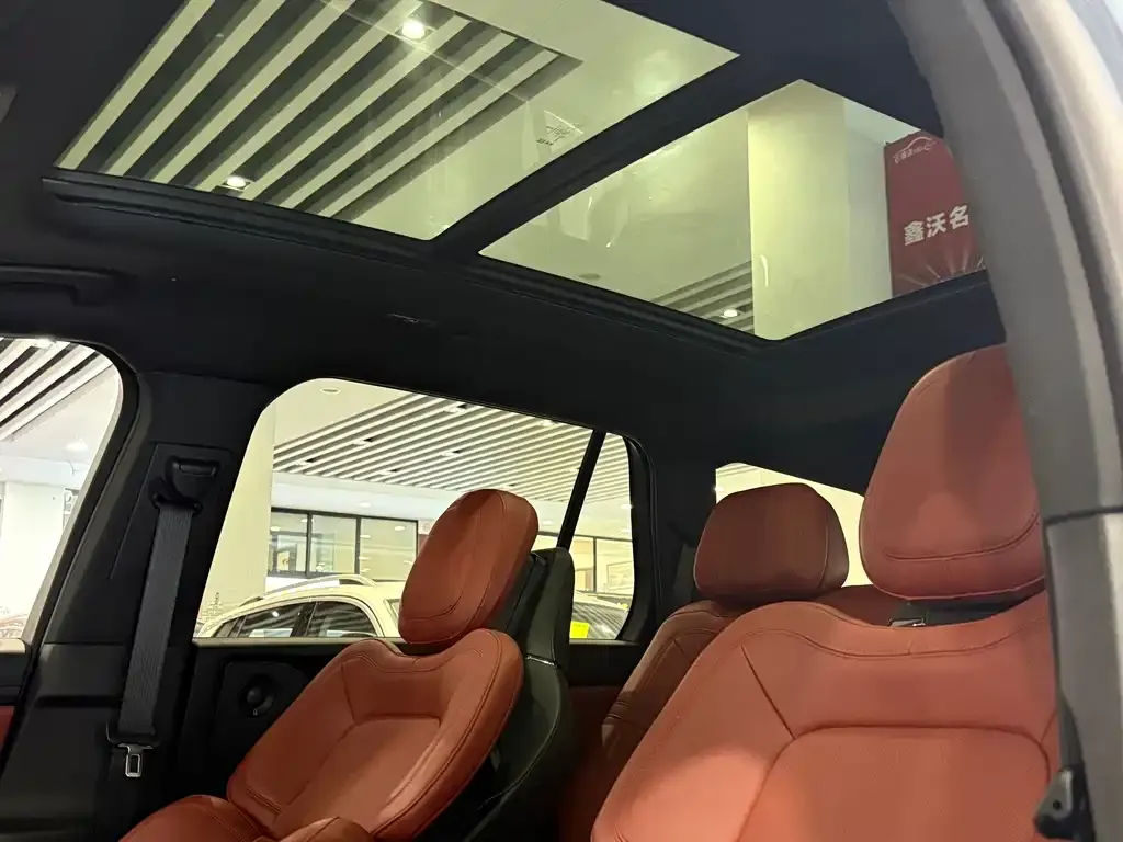 Lincoln Aviator 2024 из CN, фото 9