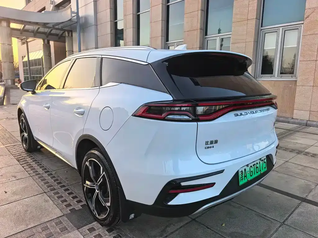 BYD Tang New Energy — фото 4