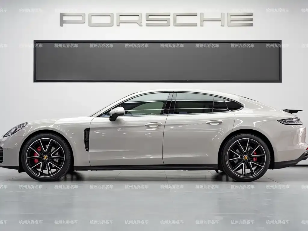 Porsche Panamera — фото 3