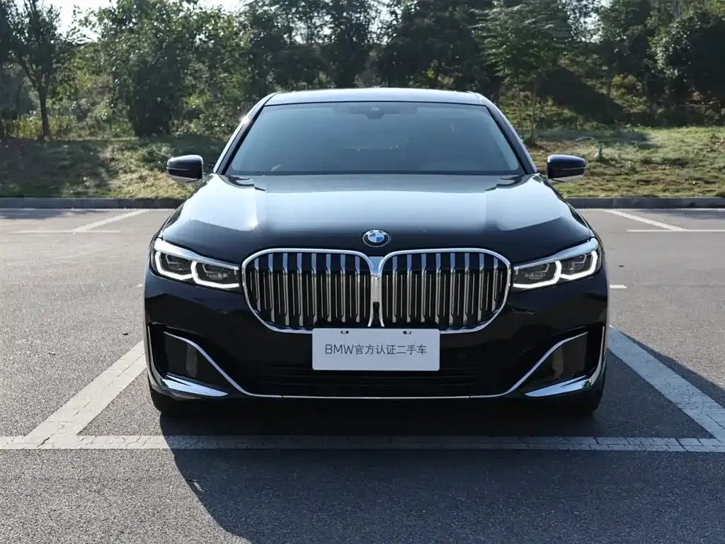 BMW 7 Series — фото 4