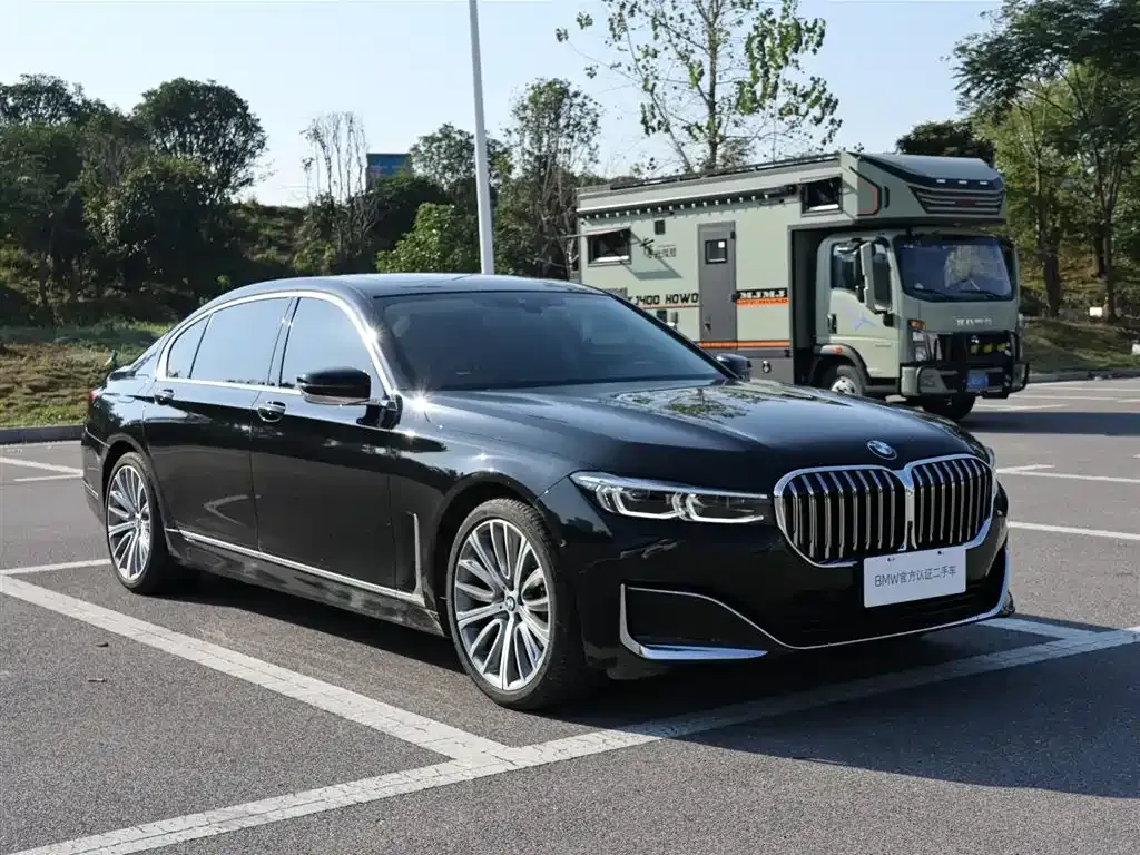 BMW 7 Series — фото 6