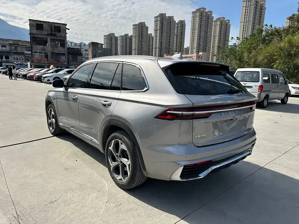 Geely Xingyue L — фото 3