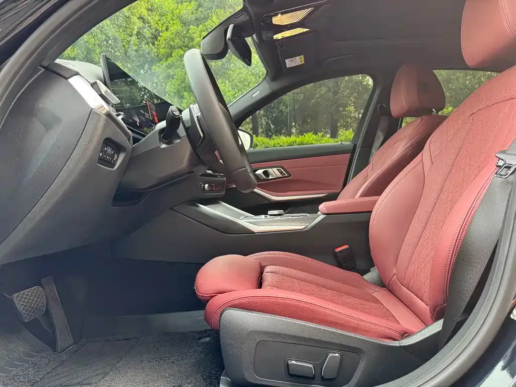 BMW 3 Series 2023 из CN, фото 4