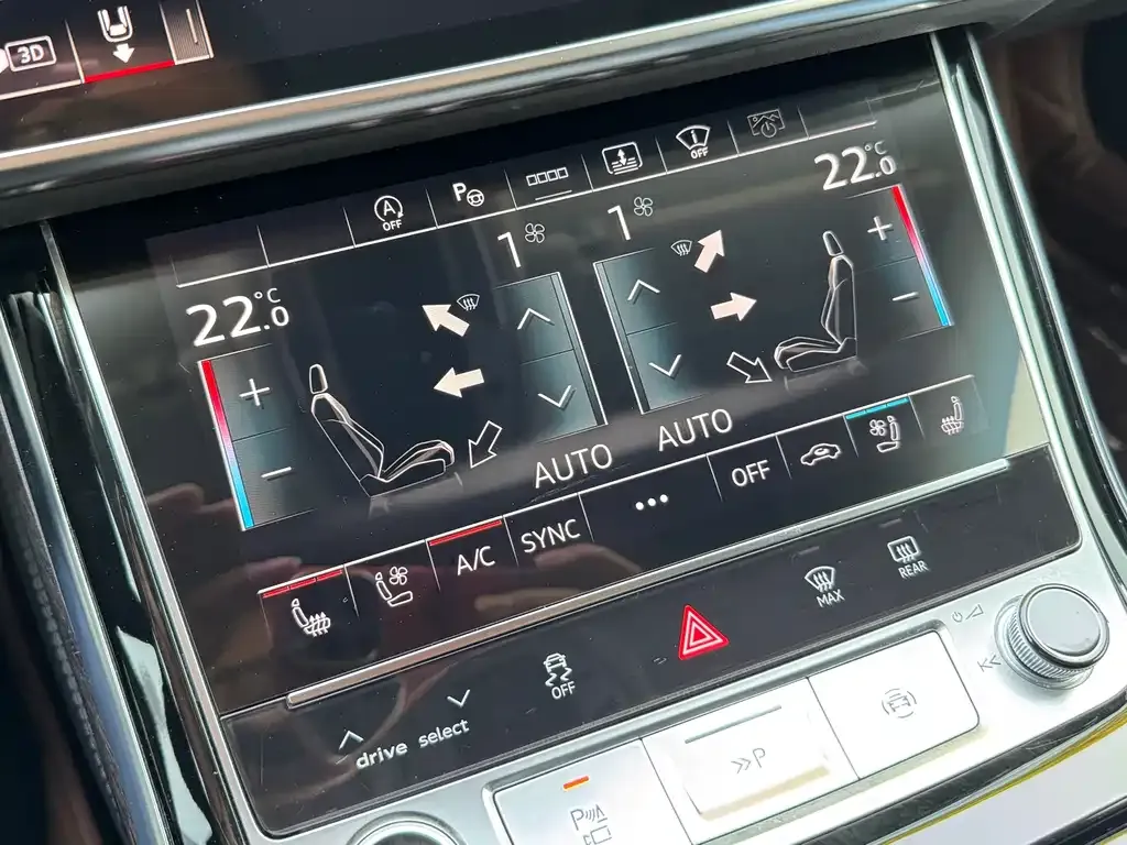 Audi A8 2022 из CN, фото 10